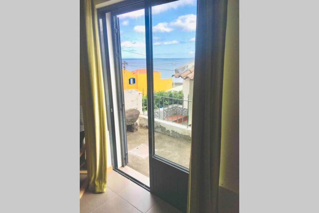Apartamento Vista Do Mar A Ribeira Quente Eksteriør billede