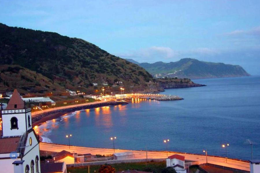 Apartamento Vista Do Mar A Ribeira Quente Eksteriør billede